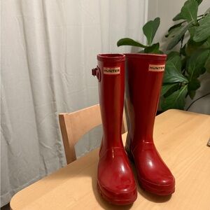 Hunter Kids tall gloss rain boots